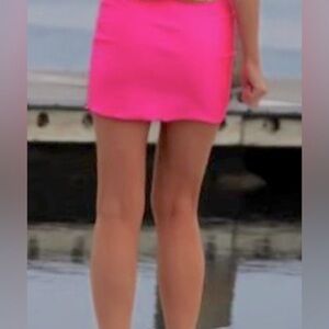 Joe Boxer Swim Skirt in Hot Pink cinched at the sides Large